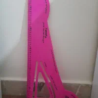 خط کش خیاطی