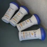 فروشنده خانم