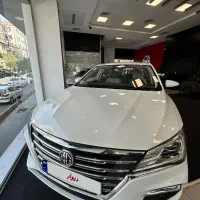 ام جی ۵