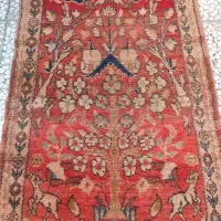 قالیچه دست بافت قدیمی طرح شکارگاه