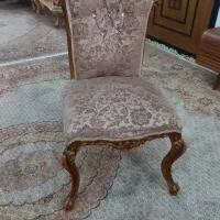 چهار تا صندلی