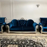 مبل کلاسیک با پارچه مخمل آبی درباری