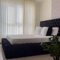 تخت چستر گینگ با آینه و شلف