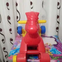 اسب راکر فقط پایه جلوش نیست بقیه سالم