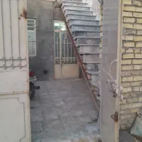 خونه یک طبقه ونیم دربست ماشین رو