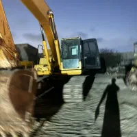 فروش بیل میکانیکی کوماتسو ۲۲۰ خط ۸