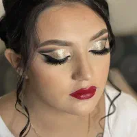 آف ویژه ب مناسبت شب یلدا میکاپ و شنیون از۴۰۰|خدمات آرایشگری و زیبایی|دورود, |دیوار