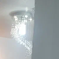 لوستر شیک کریستالی|لوستر و چراغ آویز|شاهینشهر, نظامی|دیوار