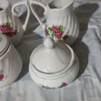 چینی گل سرخ قدیمی