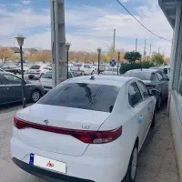 تارا v4 اتوماتیک سفید همراه با کارت طلایی