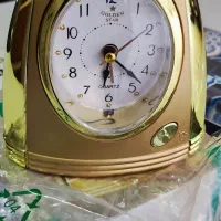 ساعت زنگ دار چراغ دار