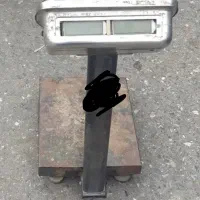 ترازو ۲۰۰کیلویی