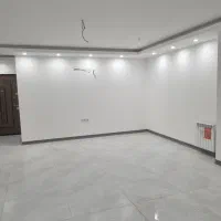 ۱۱۷ متر فضای اداری جایی برای یک دفتر حرفه‌ای