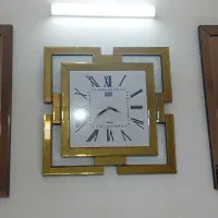 ساعت  دکوراتی ایینه ای