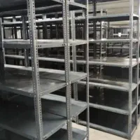 قفسه پیچ و مهره ای