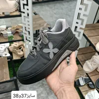 کتونی دخترانه زیر قیمت فاکتور 390تومن|کیف، کفش، کمربند|دزفول, |دیوار