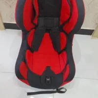 یک عدد صندلی کودک در حد  و کفی عقب پژو پارس نو نو|تخت و صندلی بچه|سنندج, |دیوار