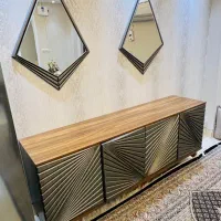 کنسول شیک و بزرگ