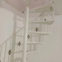 پله اهنی گرد