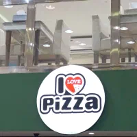 سالن دار و کمک آشپز