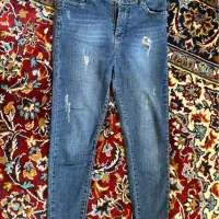 شلوار لی زنانه