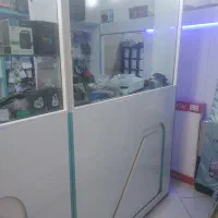 پیشخوان و میز کامپیوتر