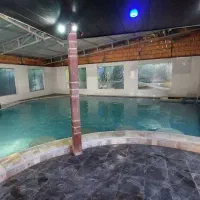 شصت متر استخر آبگرم یک هزار متر باغ