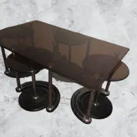 میز و ۴ عدد گل میز عسلی