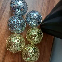 گوی دکوری طلایی و نقره ای