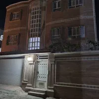 یک-واحد-مسکونی-جنب-علوم-پزشکی-و-نرسیده-به-بازار