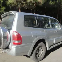 میتسوبیشی پاجرو سفارتی