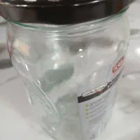 تعدادی جا نوشابه و شیشه یه کیلویی|ظروف نگهدارنده، پلاستیکی، یکبارمصرف|یاسوج, |دیوار