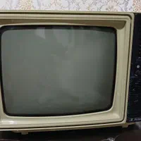تلویزیون قدیمی ۱۴ اینچ