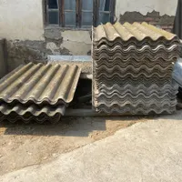 ایرانیت و درب چوبی بسیار تمیز