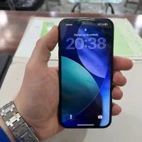 آیفون ۱۳ با شارژ و کابل اصلی