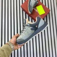 کفش هامتو|کیف، کفش، کمربند|بانه, |دیوار