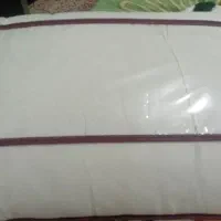 بالشت نو استفاده نشده