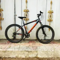 دو عدد دوچرخه سایز 24  و  26 دنده ای