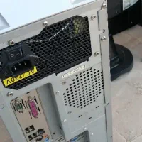 کیس کامپیوتر با کیبورد بدون مانیتور و اسپیکر