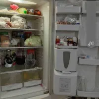 یخچال فریزر در حدنو۳سال خریداری شده سالم۱۰ میلیون