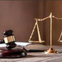وکیل پابه یک دادگستری