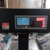ترازو محک با۱۸ماه گارانتی