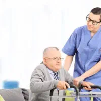 خدمات نظافت  پرستار مراقب آقا