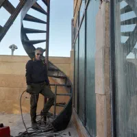 پله پیچ مدرن|خدمات پیشه و مهارت|قم, نیروگاه|دیوار