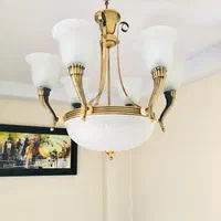 چند عدد لوستر برنز