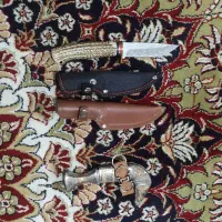 چاقو|کلکسیون اشیاء عتیقه|مشهد, کارمندان دوم|دیوار