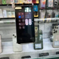 iphone 11 pro|موبایل|قم, نیروگاه|دیوار