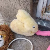 عروسک و کیف بچکانه