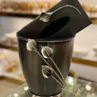 جوشکار ماهر برنج و کارگر ساده