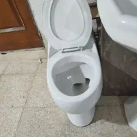 سلام‌ فروش توالت فرنگی چینی  تمیز کارکرده